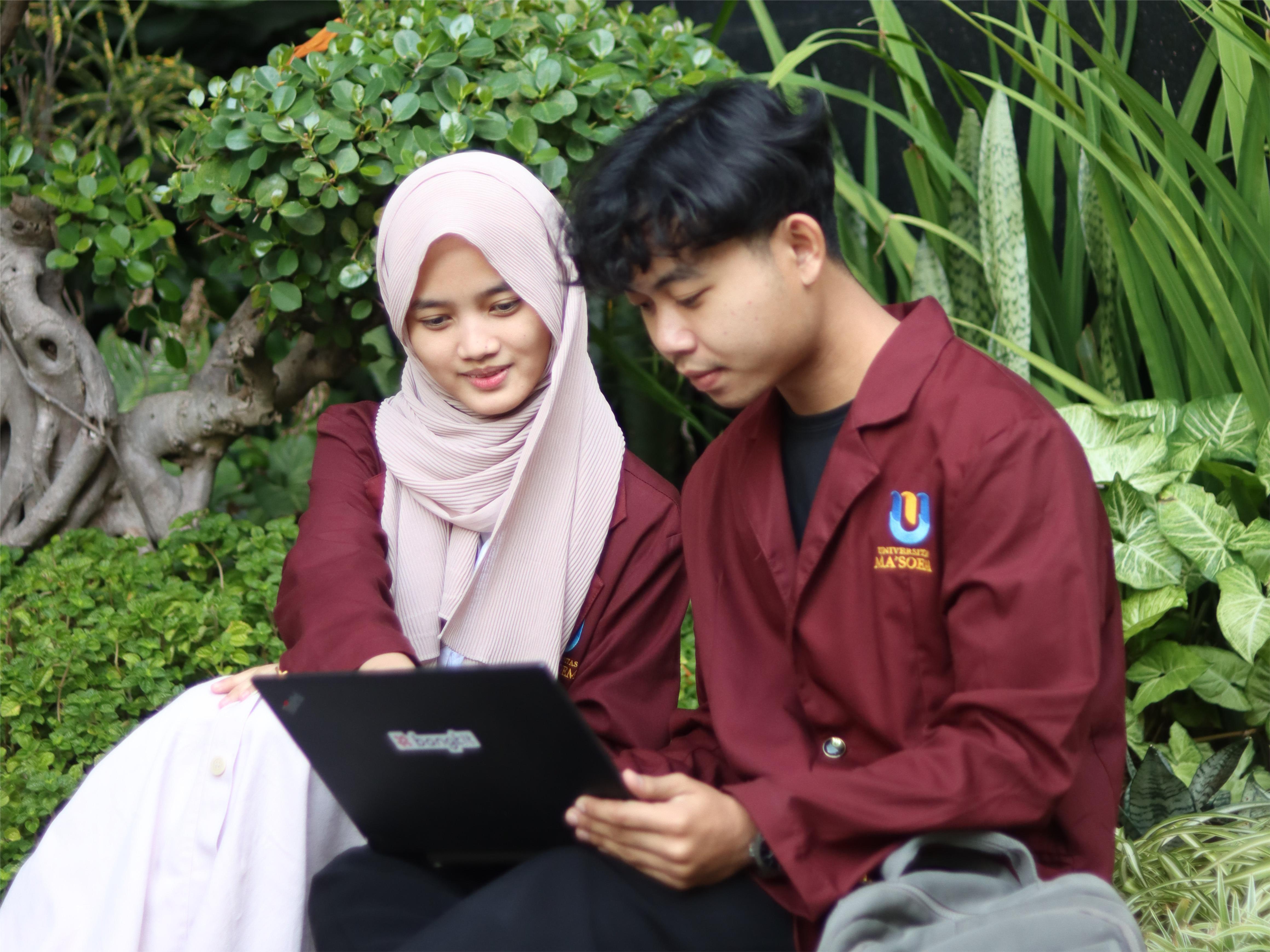Bisnis Digital Cocok untuk Anak Muda? Ini yang Bikin Menarik